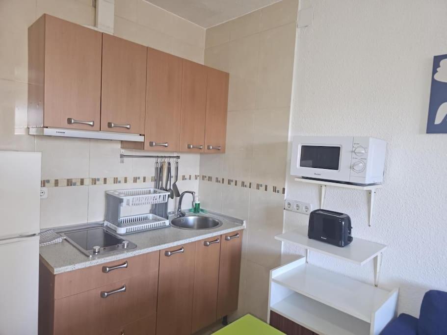 Garajonay studio apartment in the center of Torremolinos BY NAMASTE ELITE - 3