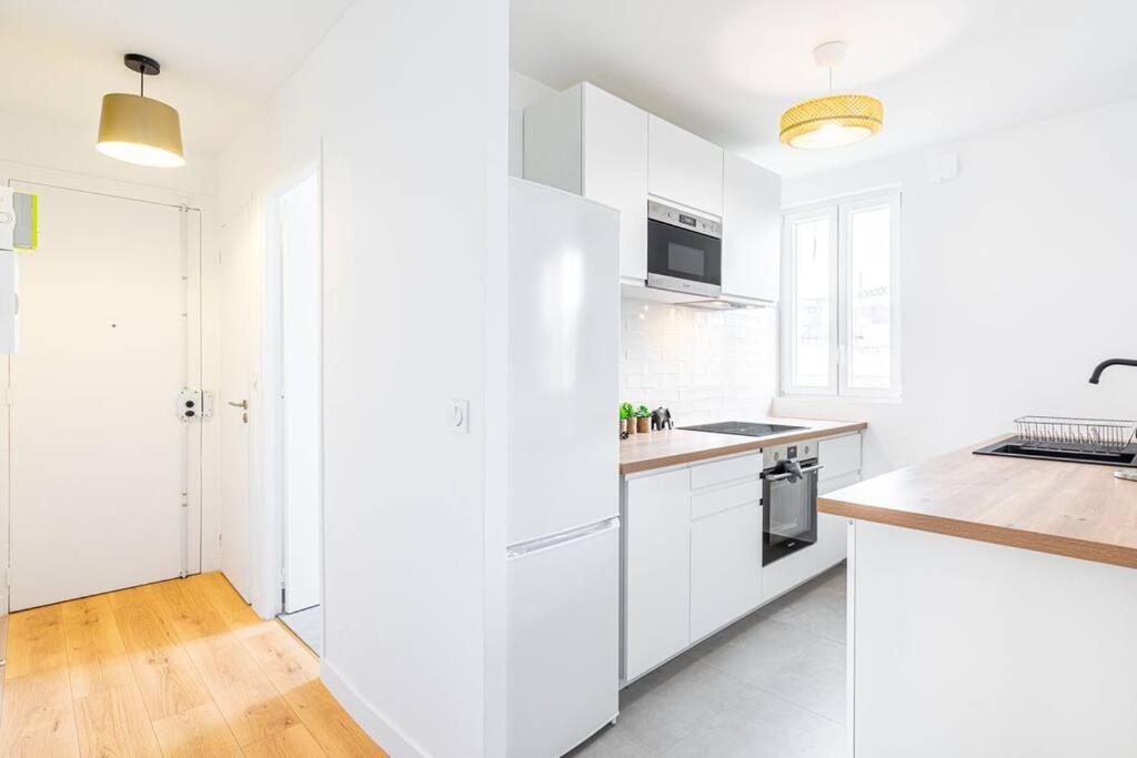 Apartment GuestReady Calm Getaway 15mins by train to Paris Saint