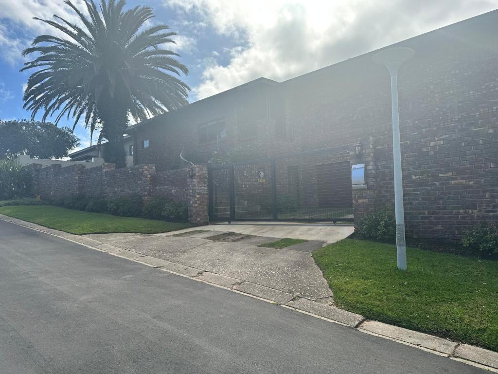 Gigi At The Palm Tree, Plettenberg Bay