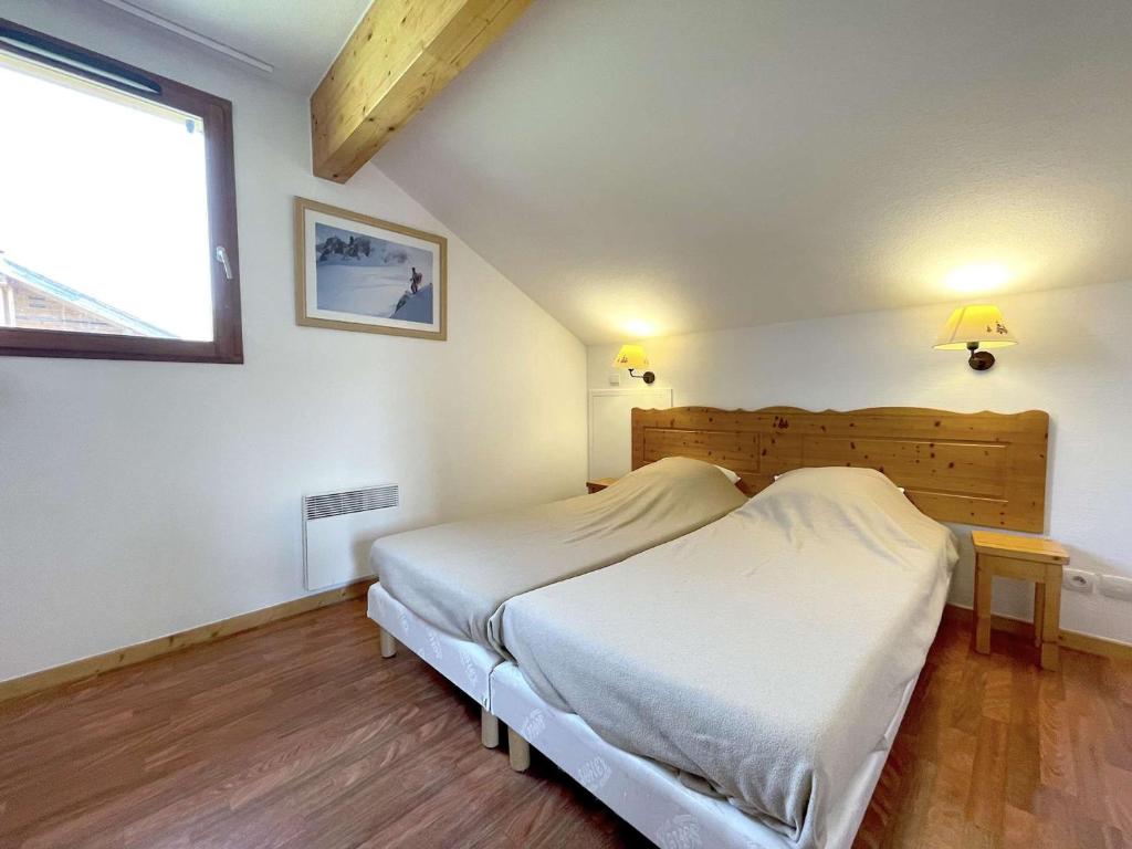 Chalet lumineux 3 pièces, 4 pers, proche remontées et pistes, balcon, parking, wifi gratuit - FR-1-525-270 - 3
