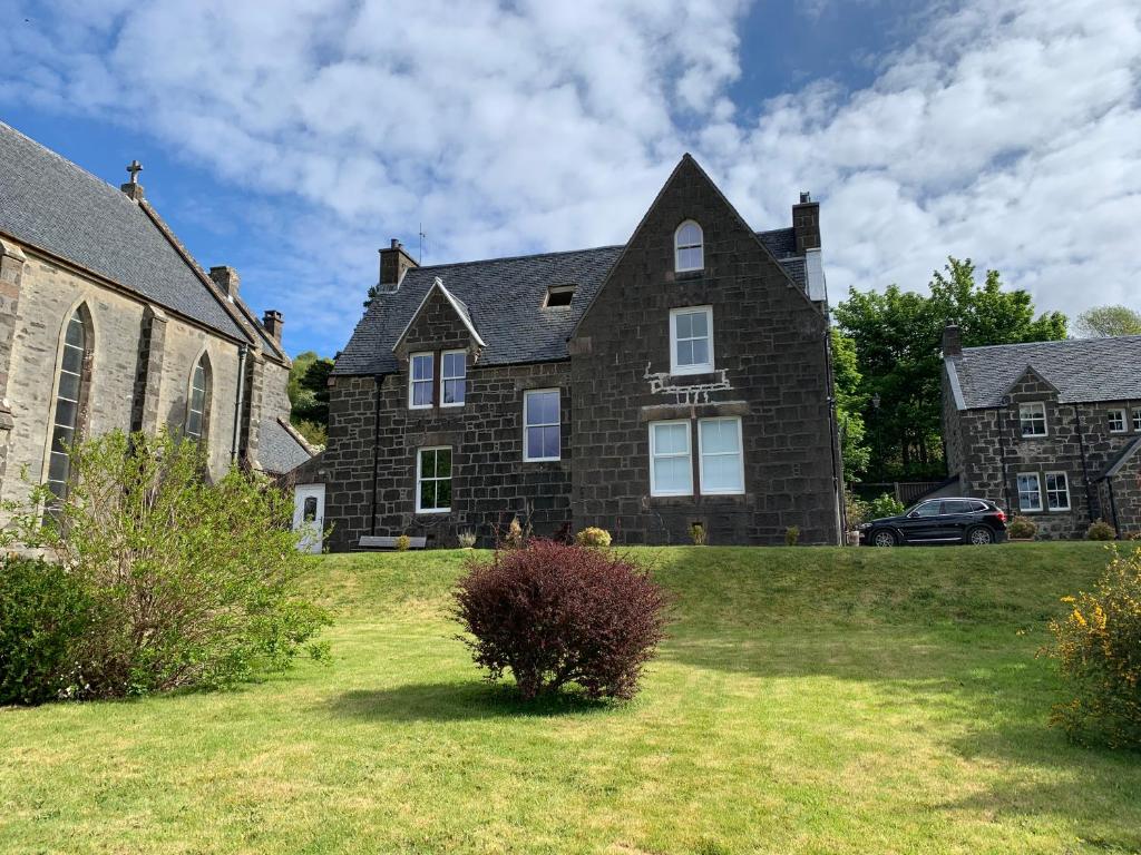 Victorian Chapel House