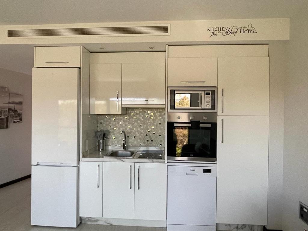 TECNOCORDOBA II aparcamiento privado gratuito y piscina - 5
