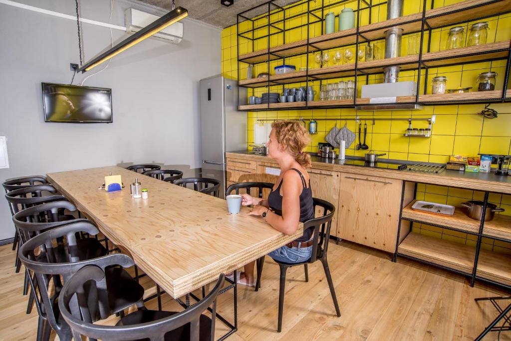 Hovel Hostel
