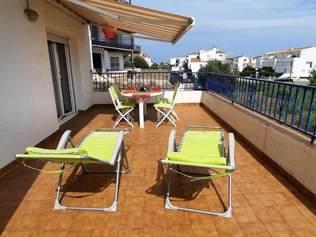 Apartamento Confortable en Sant Genís, Llançà – Cerca de Playa y Actividades F - ES-170-44 - 4