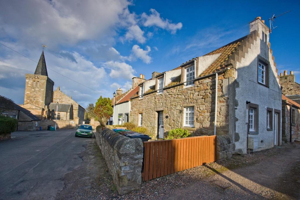 Duck Cottage - Pet-friendly Traditional Rural Home, Kilrenny