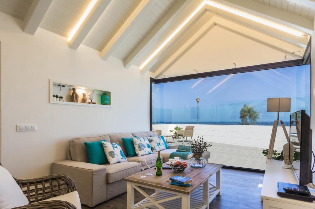 Villa Del Mar by Villa Plus - 3
