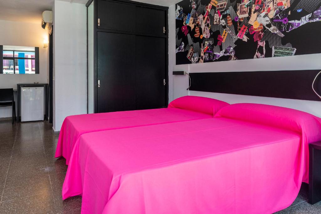 Ibiza Rocks Hotel - Adults Only — Hotel rooms in San Antonio, Balearic Islands