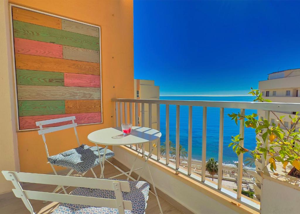 Great studio on the Beachfront in the Center of Marbella, Marbella