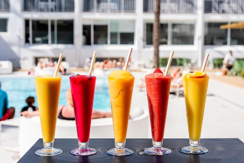 Ibiza Rocks Hotel - Adults Only — Restaurant & bars in San Antonio, Balearic Islands