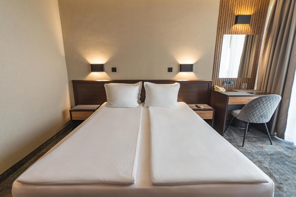 Kalithea Family Hotel — Hotel rooms in Sozopol, Burgas Region