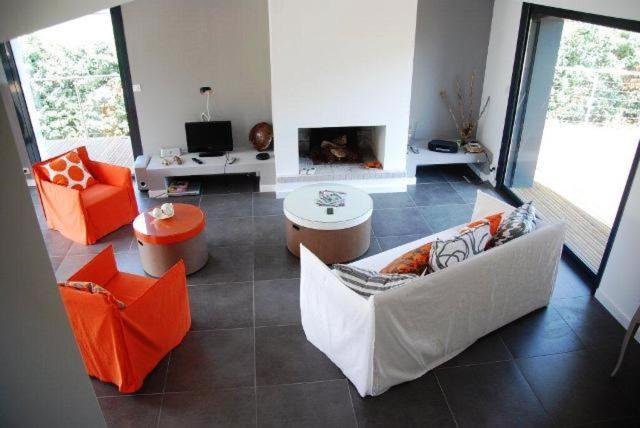 Hossegor Villa LA DESIRADE très belle villa avec piscine et jardin clos idéalement située entre lac et océan, à enviro - 3