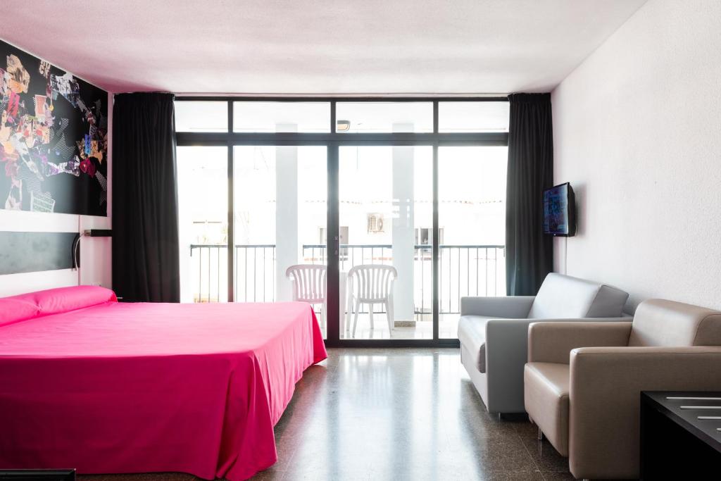 Ibiza Rocks Hotel - Adults Only — Hotel rooms in San Antonio, Balearic Islands