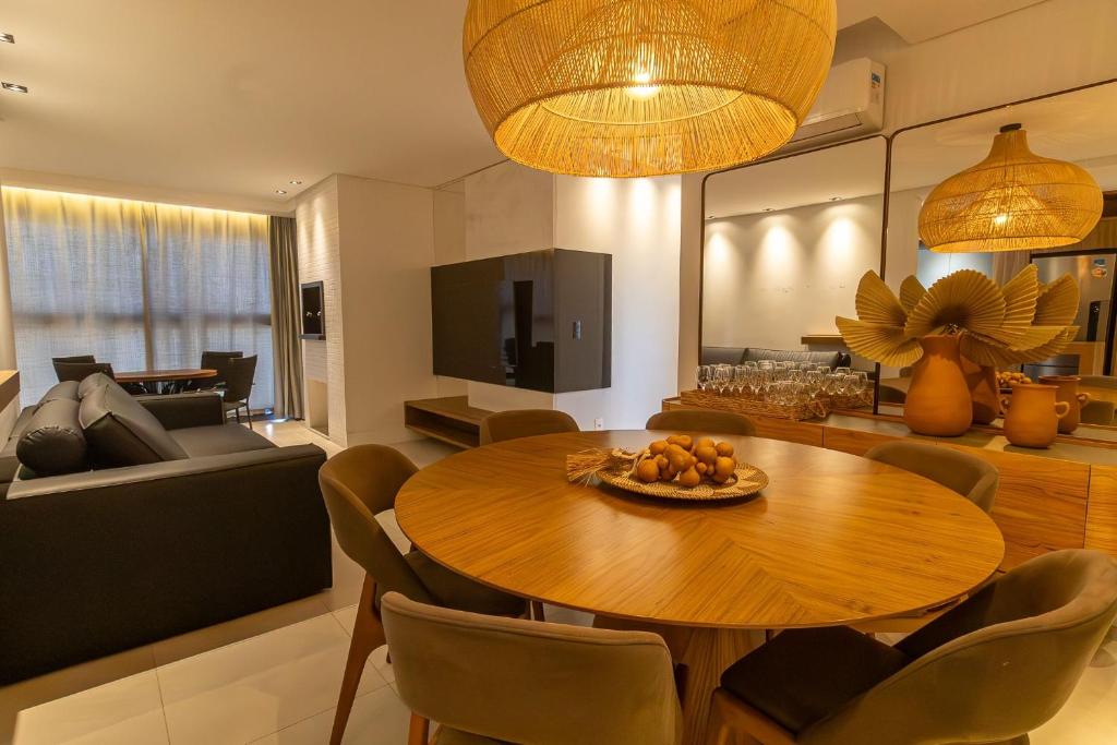 Adra 202 - Apartamento no centro de Bombinhas - Rooftop com piscina e academia - À poucos metros da praia - (Consultar serviços de roupas de cama e banho), Bombinhas