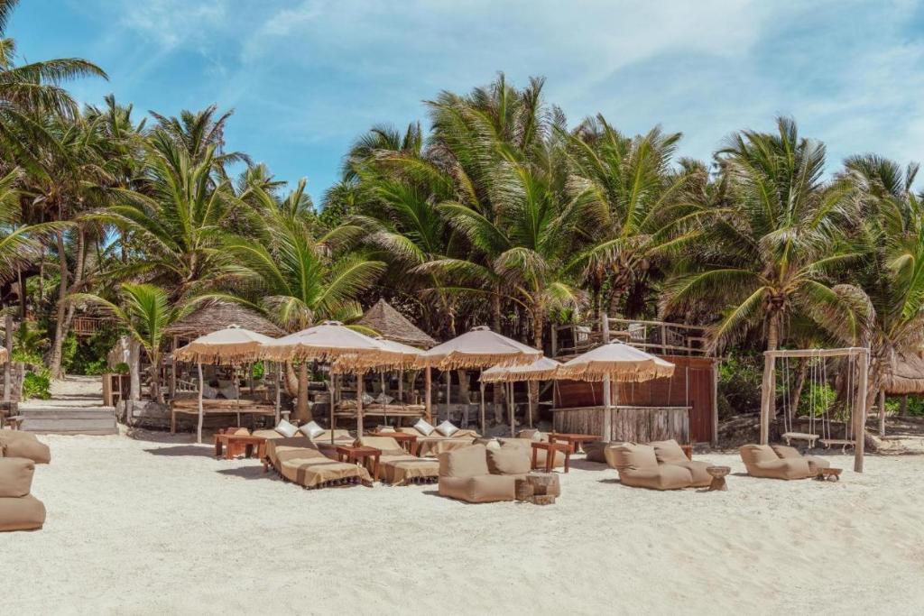 James Bond - Centric studio & Private Plunge Pool & Beach club access - 4