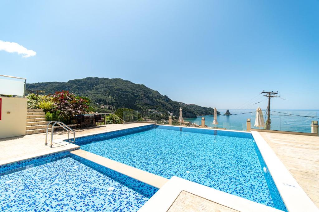 Mazis Studio B2, Agios Gordios