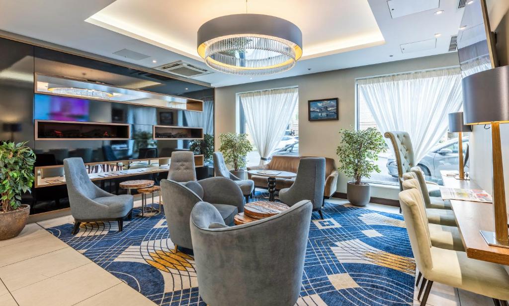 Lobby, Mercure Edinburgh Haymarket in Edinburgh