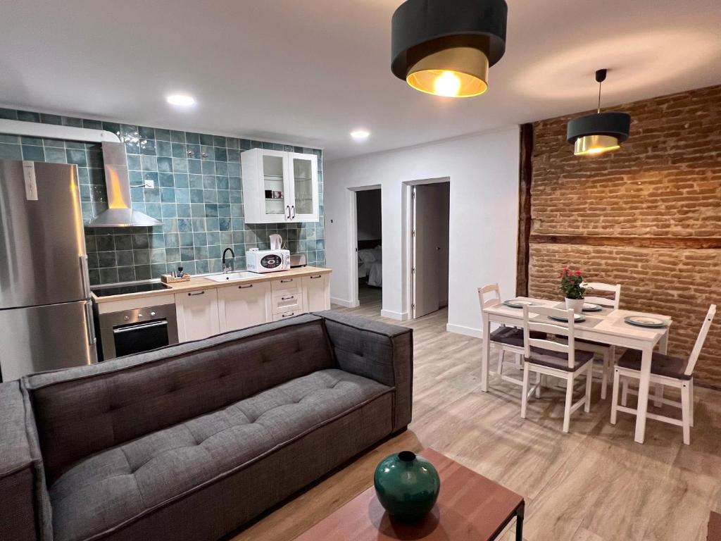 Soñar en la Plaza Cervantes 2, Alcalá de Henares