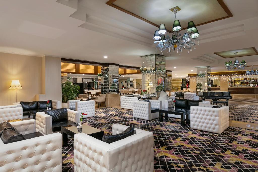 Dobedan Exclusive Hotel & Spa ''Ex Brand Alva Donna Exclusive Hotel & Spa'' — Restaurant & bars in Boğazkent