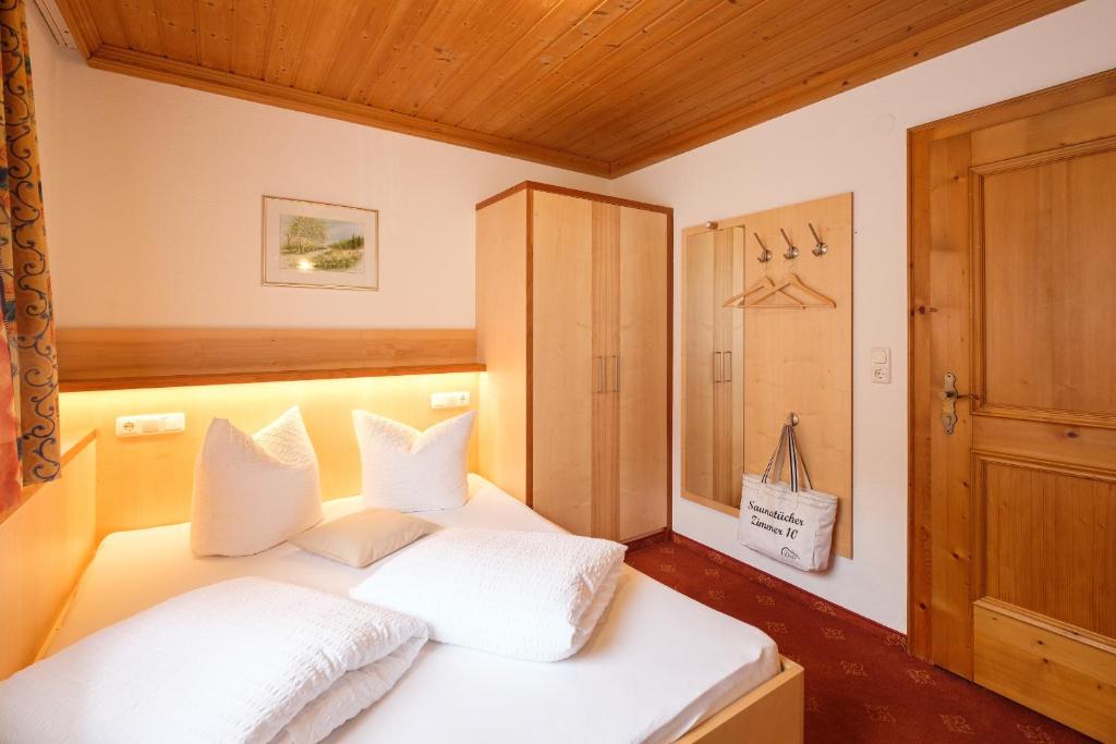 Hotel Garni DIAS - 2