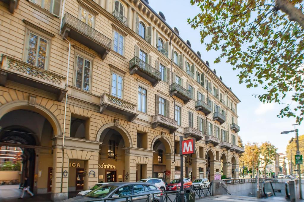 Vittorio 73 Luxury Apartment - 2