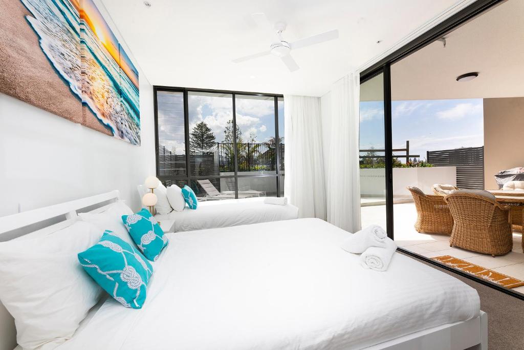 Solaris 310, Forster