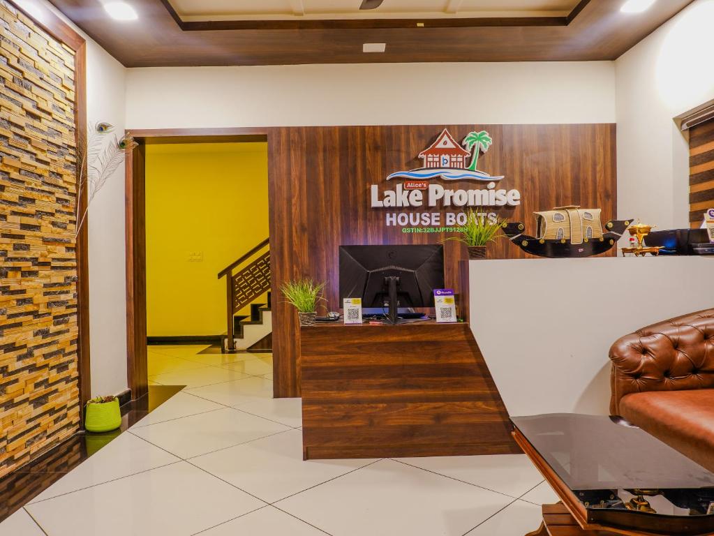 Alice Lake Promise, Alleppey