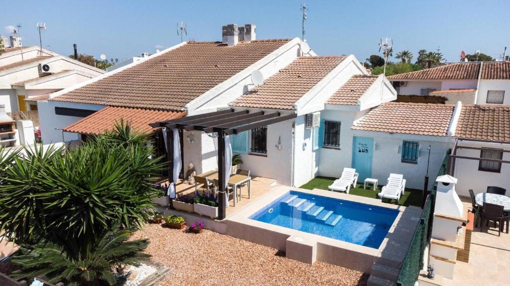 Agustina - Casa adosada en Riumar con jardín, barbacoa y cerca del mar - Deltavacaciones - 3
