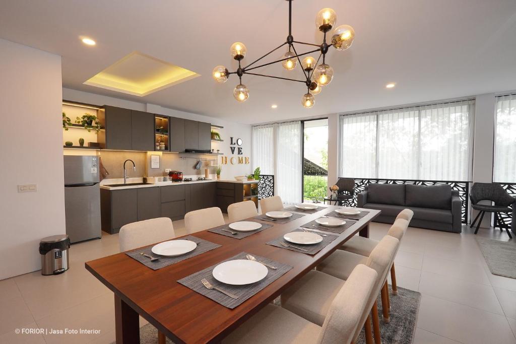 Villa Wezu Dago Village Bandung Villa Wezu Dago Village Bandung