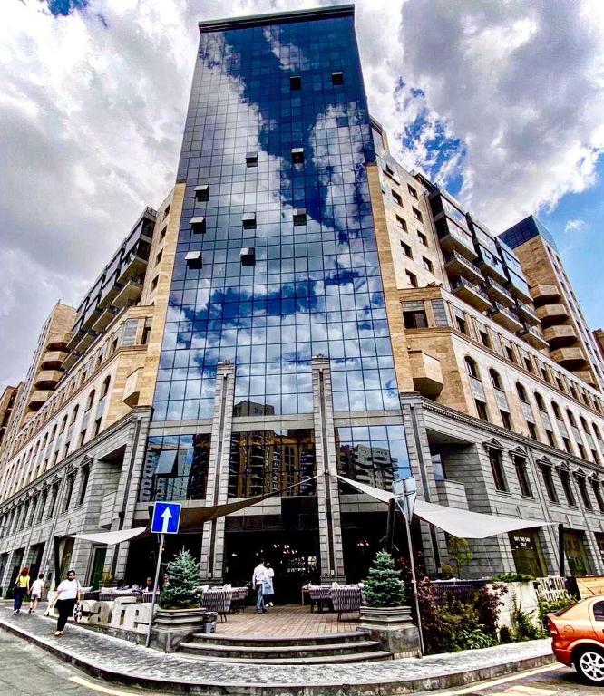 Apartment in Pavstos Buzand Street,Near Republic Squere, Jerevan