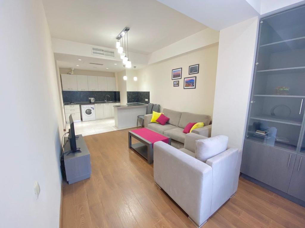 Modern Apartment in Yerevan, Jerevan