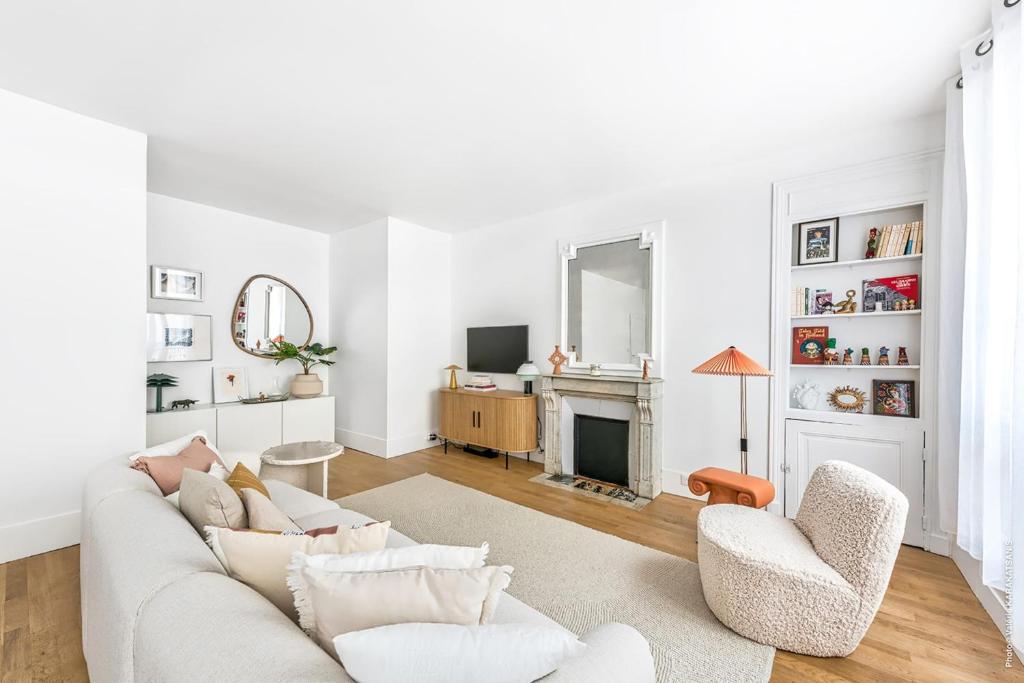 Marais - Montmorency 2bdr by B'Your Home - 5