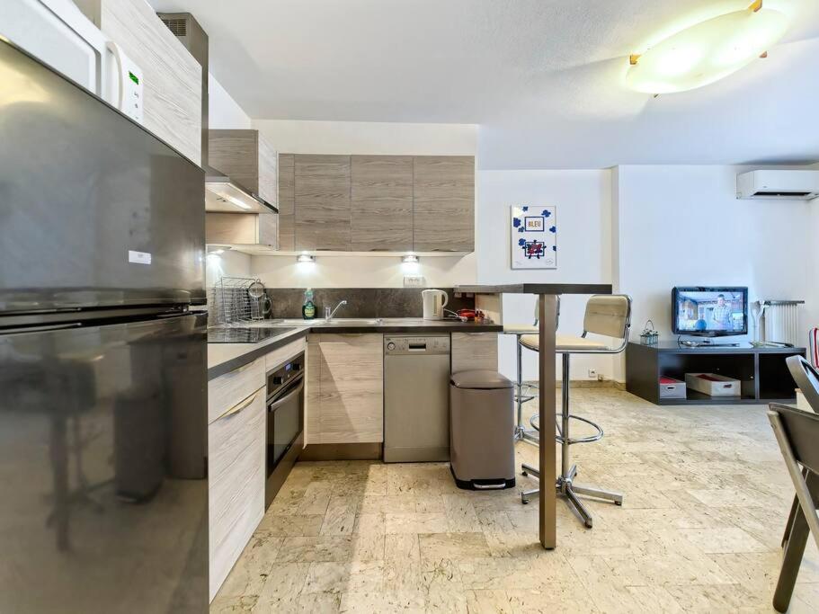 Superbe Appartement Près de la Gare-Clim-Wifi-Espace dedié au Travail - 2