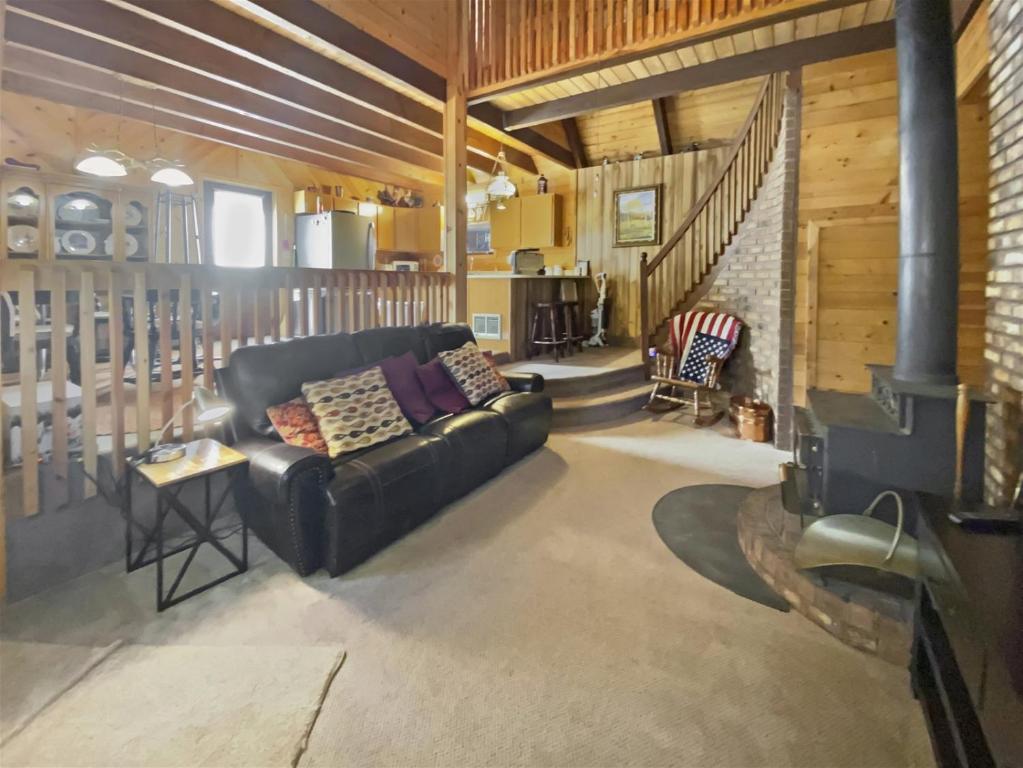 Whispering Pines Getaway, Duck Creek Village