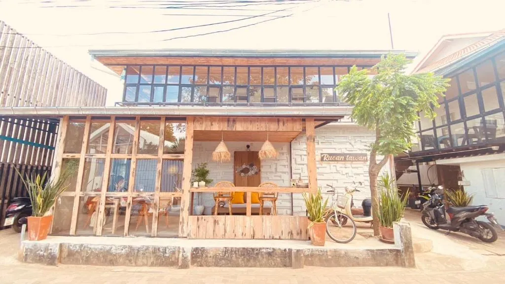 เรือนตะวัน เกาะล้าน RueanTawan Kohlarn，位于格兰岛的酒店