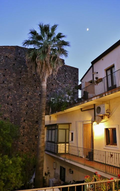Exterior view, B&B Opera Catania Centro Storico in Catania