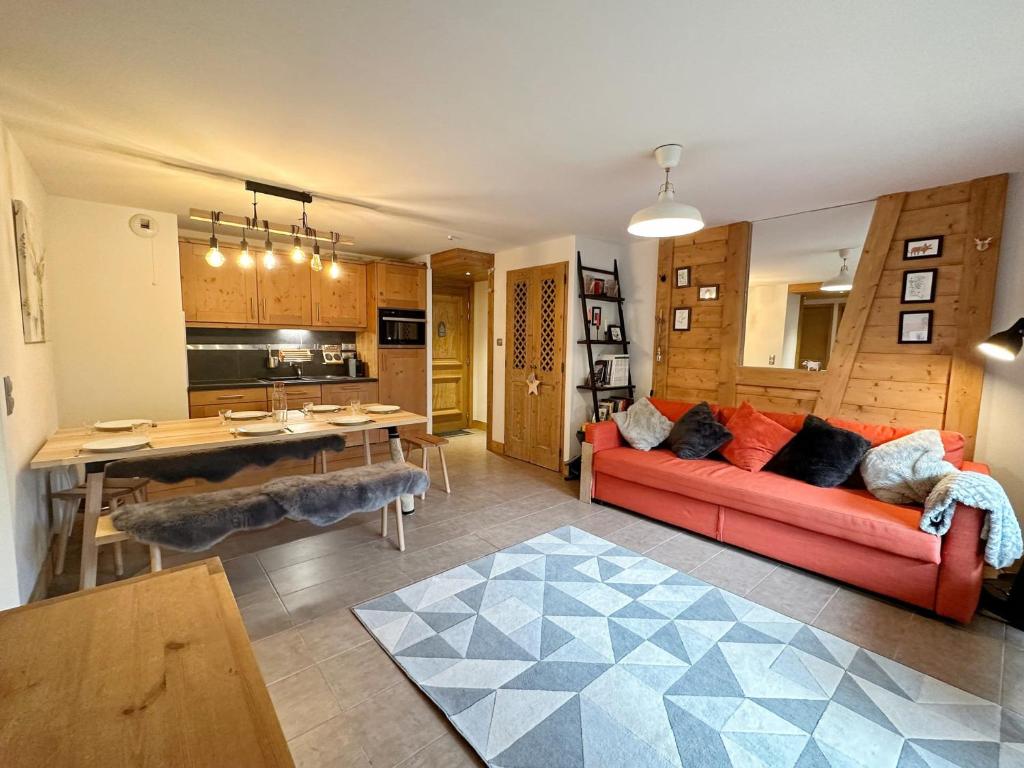 Charmant T3 au cœur de Samoëns avec jardin, parking et proche ski-bus - FR-1-624-16 - 4