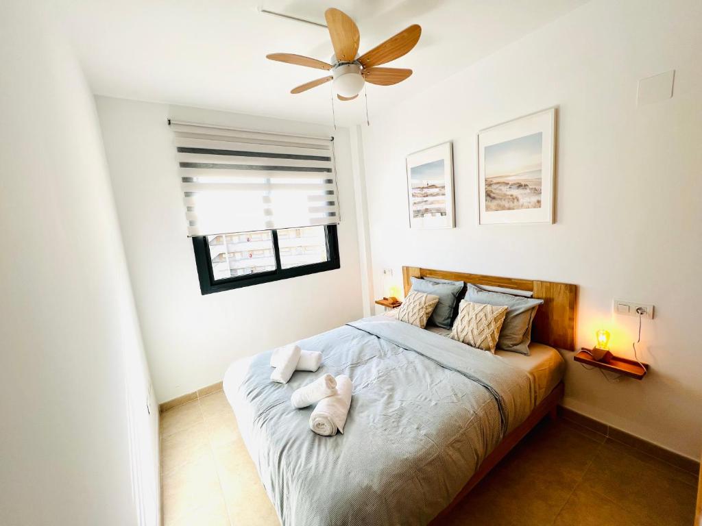 Apartamento con Piscina y Jardín Fantástico Cala Sirenas - Nuevo - 4