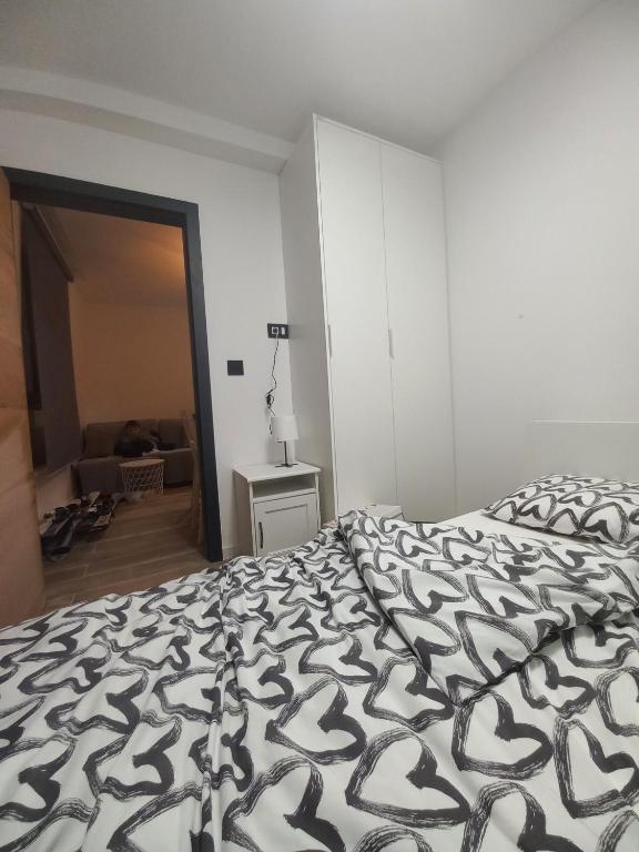 SKYLUX apartments 7 - 2