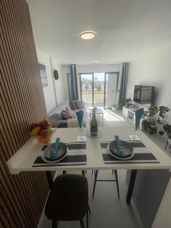 Royal View Apartment - Playa de Las Americas - 4