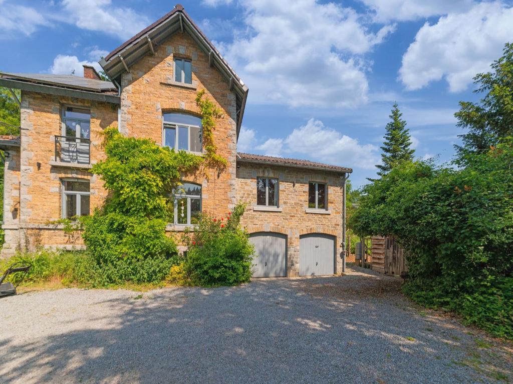 Cosy holiday home in Modave in a charming neighbourhood