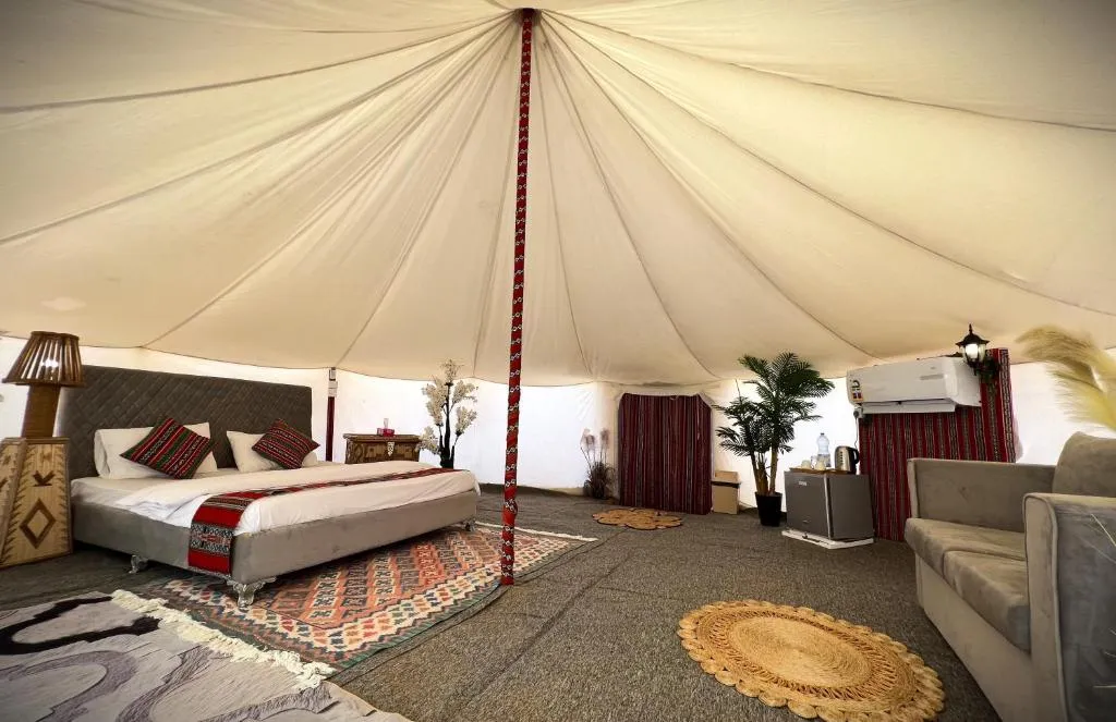 Dream Desert Camp, hotel in Qābil