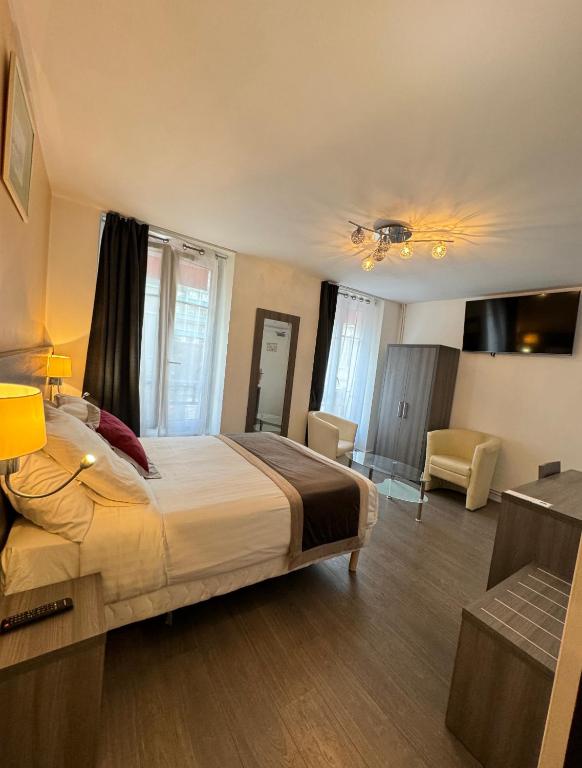 Luxor Bastille Hotel - 5