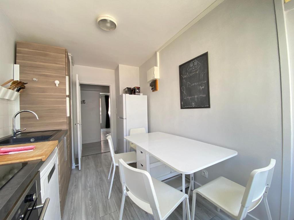 Cosy, spacieux avec 3 chambres et espaces de travail - Pres Bas - 4