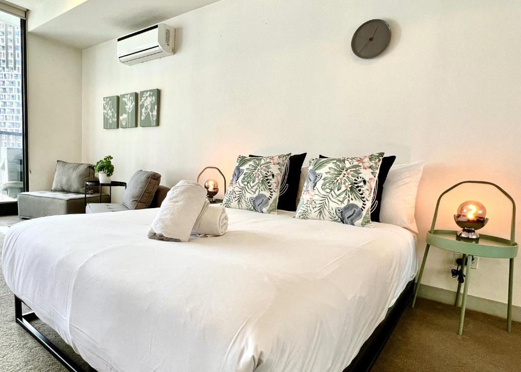 Studio, Carlton, Queen Victoria Market, Uni Melb, Melbourne