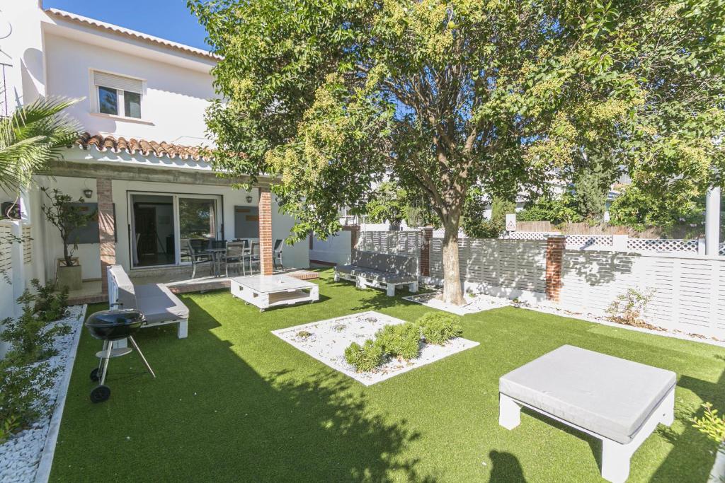 Canovas Nerja - Casa Parador con jardín privado en centro Nerja - 2