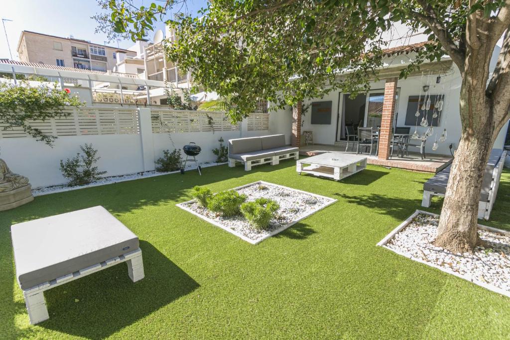 Canovas Nerja - Casa Parador con jardín privado en centro Nerja - 1