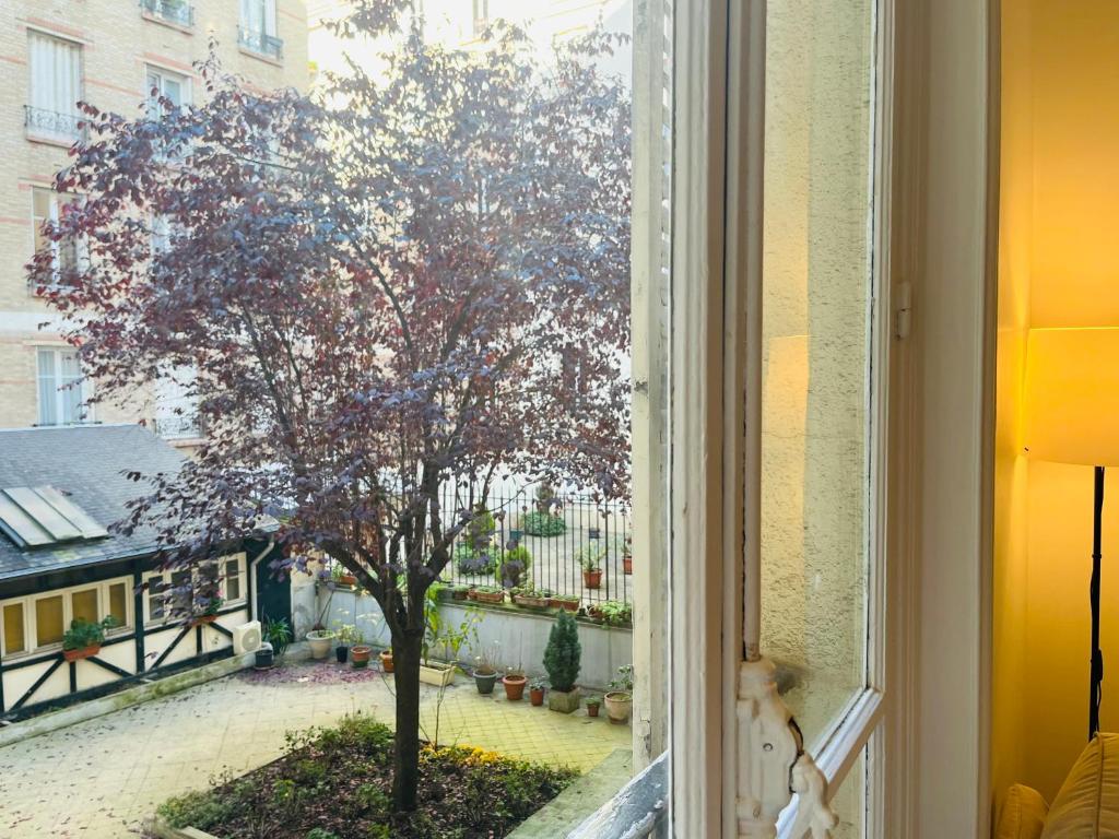 Cozy historic appartement near Exelmans in 16th District Paris - 2