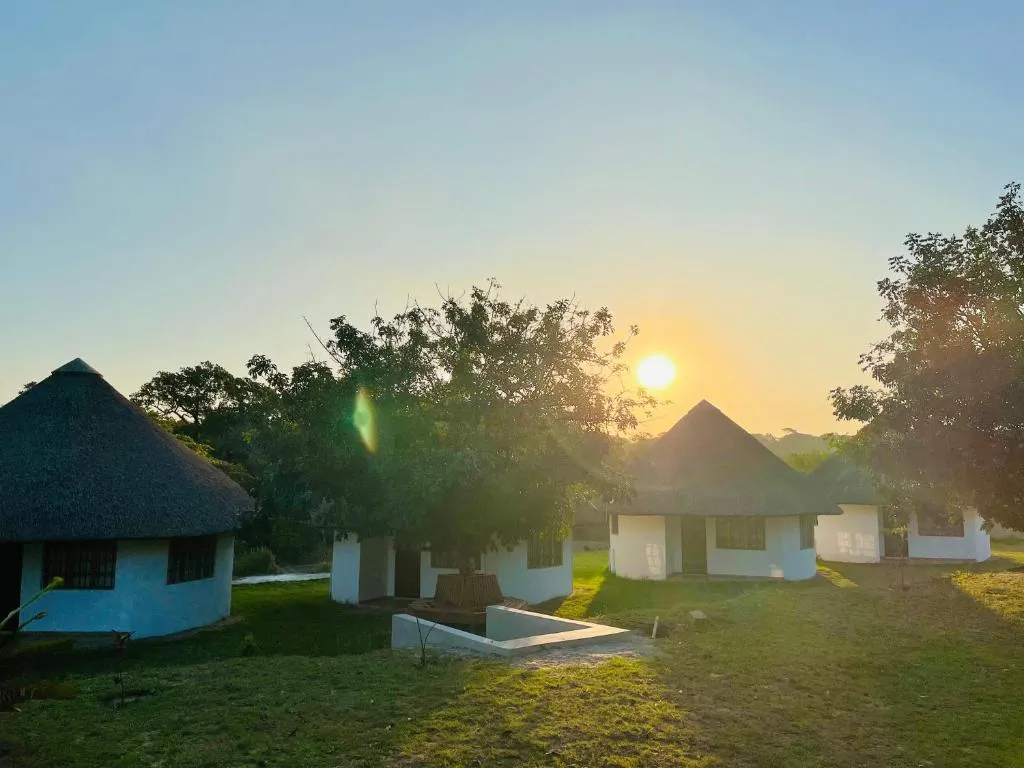 Emakhabeleni Bed & Breakfast, hotel in Manguzi