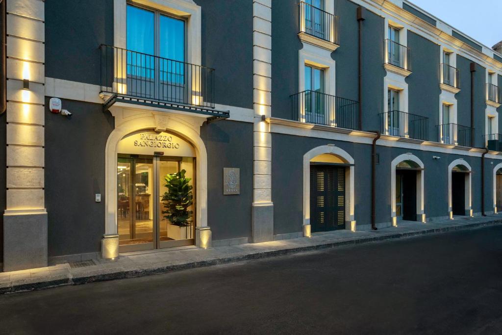 Palazzo Sangiorgio - 4