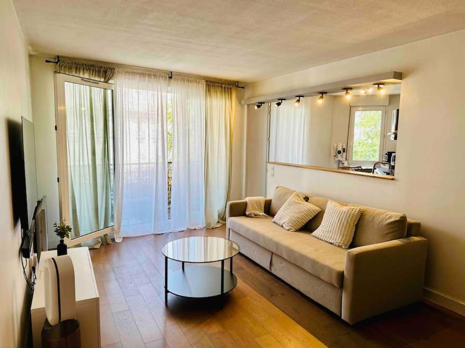 Appartement lumineux et spacieux proche gare - 1